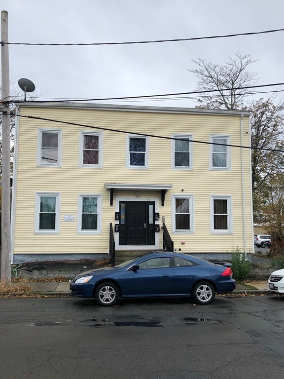 17 Smith St, Lynn, MA 01902 - photo 2
