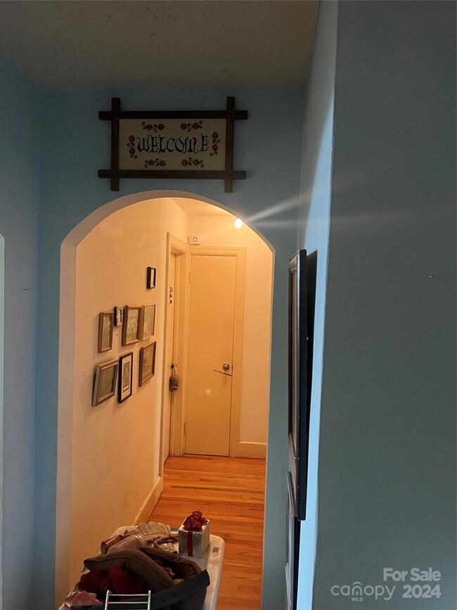 407 Leander St, Shelby, NC 28152 - photo 4