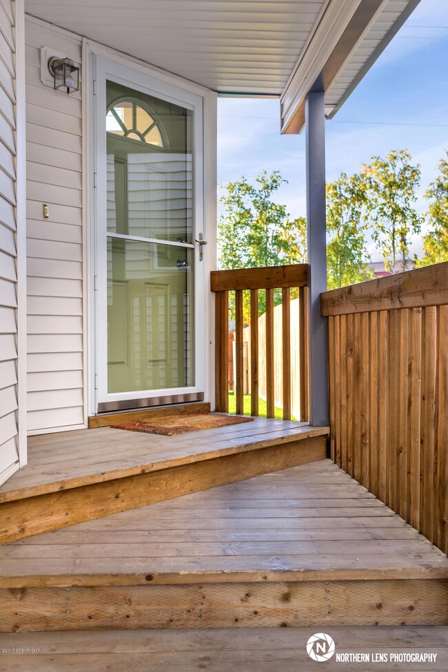 6_EntranceExterior