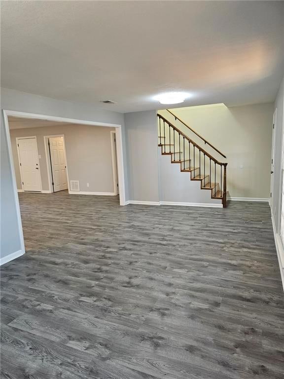 576 Markham Dr, Mobile, AL 36609 - photo 6