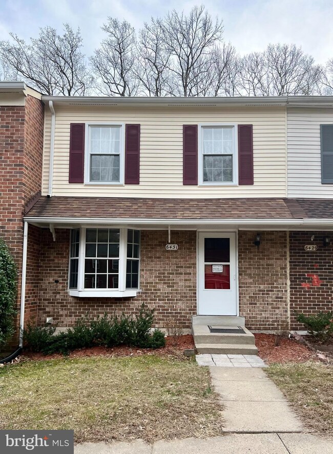 6431 Old Scotts Ct, Springfield, VA 22152 - photo 2