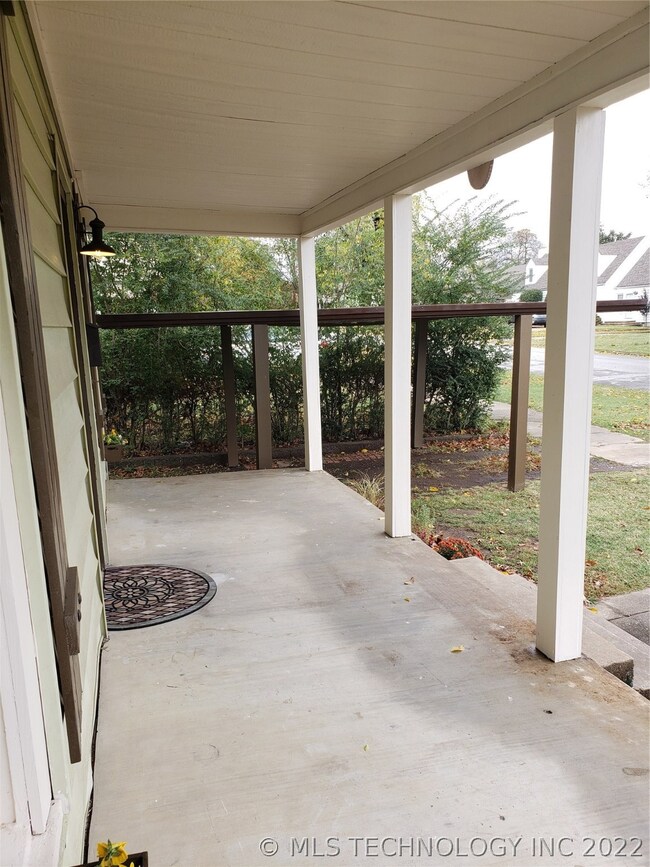 704 S Poplar St, Sapulpa, OK 74066 - photo 6