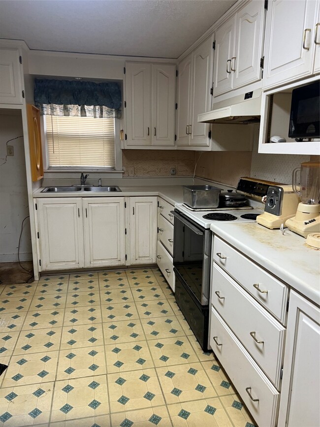 806 E Parkerville Rd, Desoto, TX 75115 - photo 5