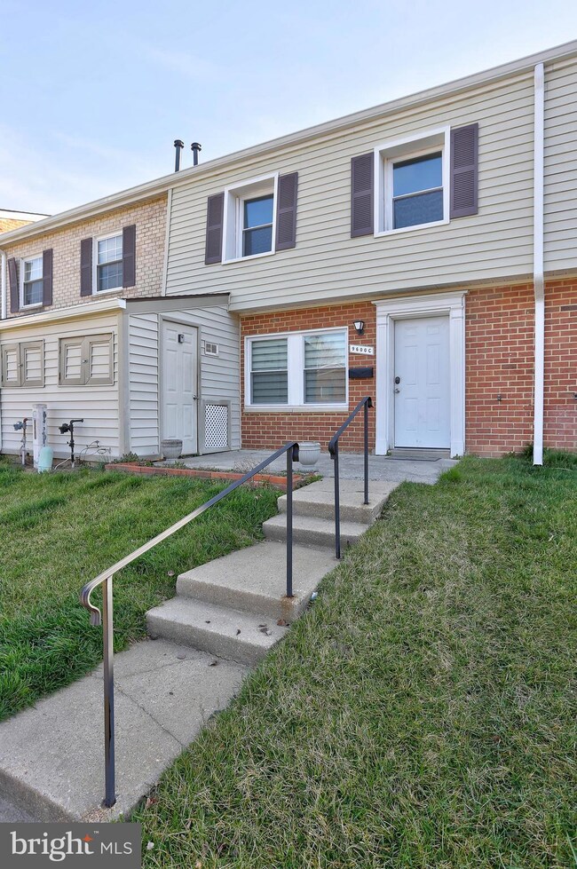 9600 Homestead Ct unit C, Laurel, MD 20723 - photo 2