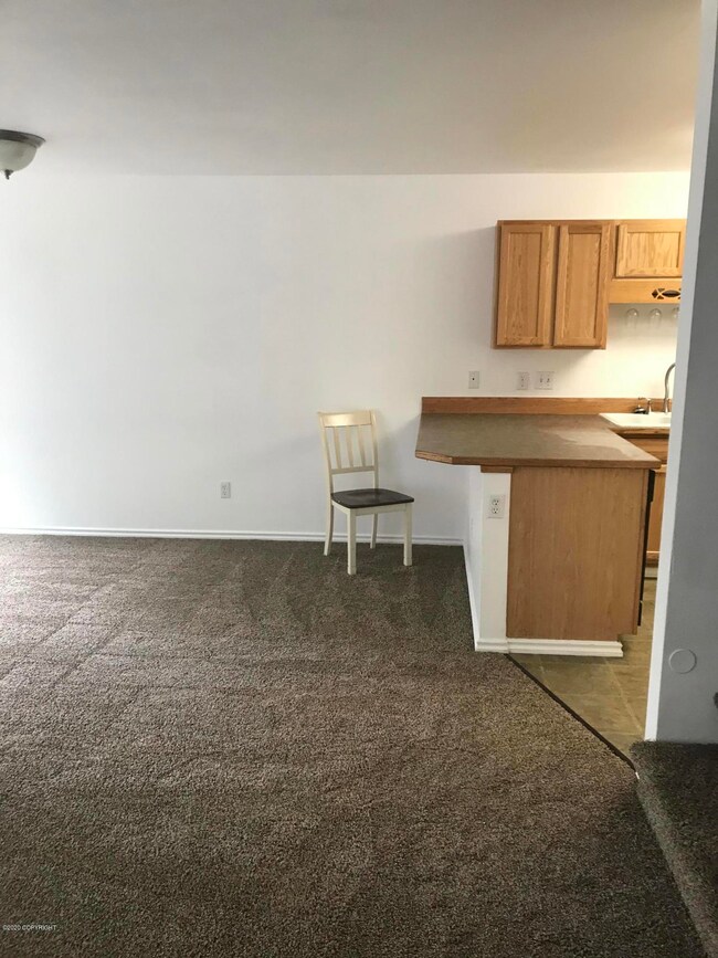3109 Willow St unit A, Anchorage, AK 99517 - photo 6