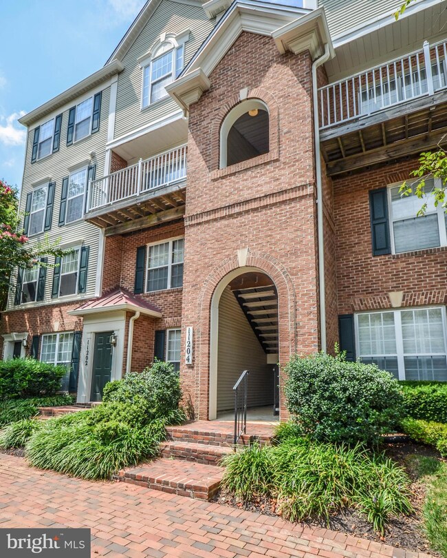 11204 Edson Park Place unit 6, Rockville, MD 20852 - photo 2