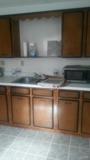 262 E Walnut St, Allentown, PA 18109 - photo 2