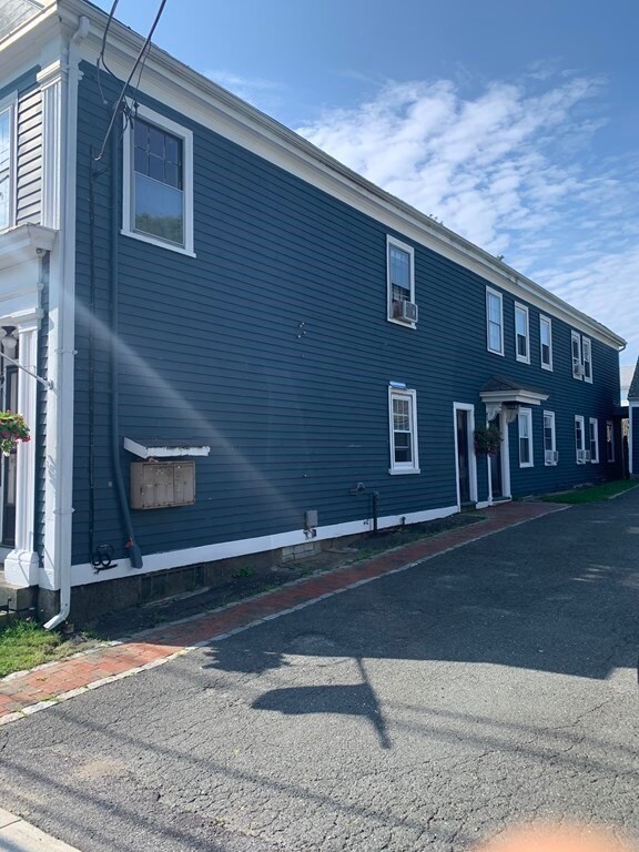 20 Franklin St unit 3, Peabody, MA 01960 - photo 2