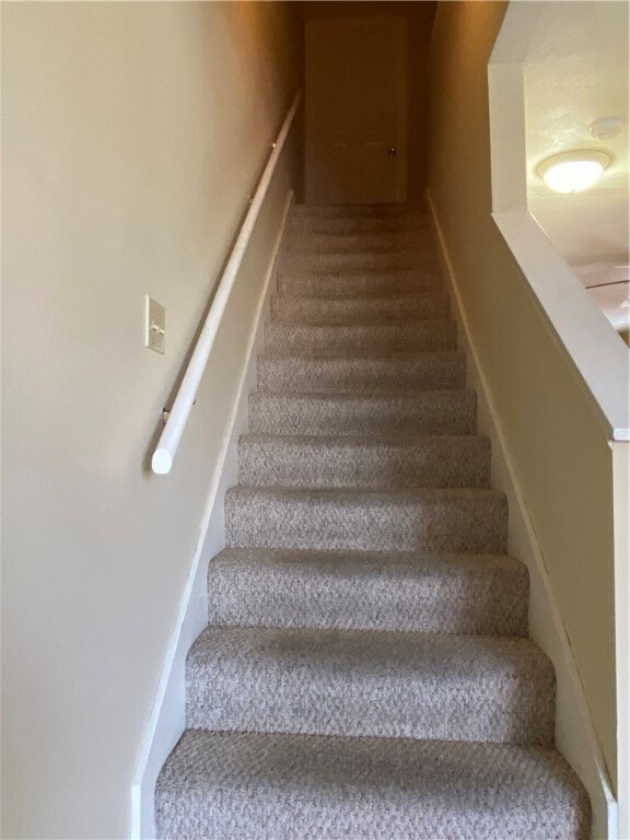 68 Fallon Ave, Providence, RI 02908 - photo 7