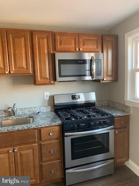 3718 Benson Ave, Halethorpe, MD 21227 - photo 6