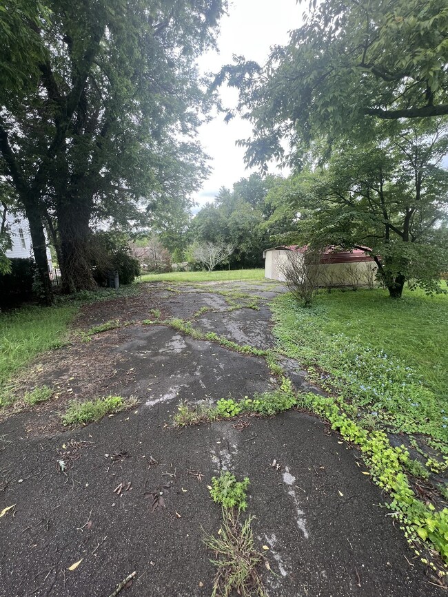 811 W 6th St, Columbia, TN 38401 - photo 3