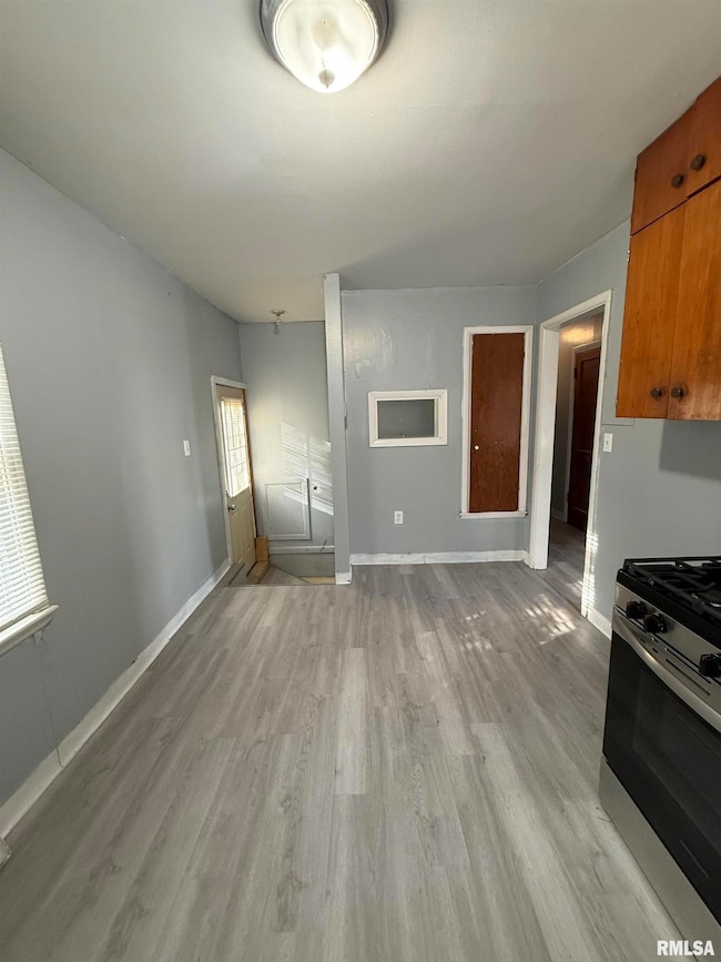 716 N Albert St, Macomb, IL 61455 - photo 6