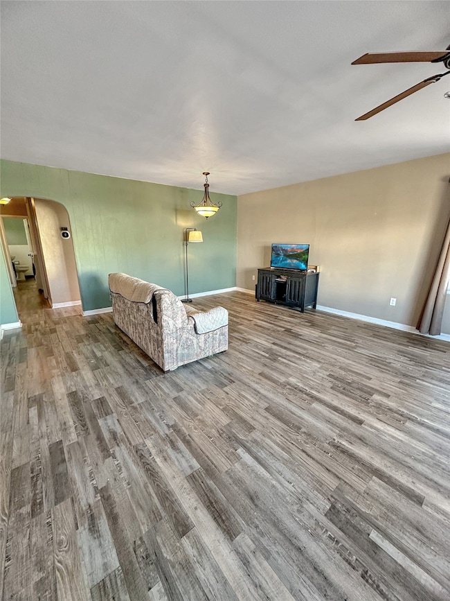 220 1st St SW, Cut Bank, MT 59427 - photo 2