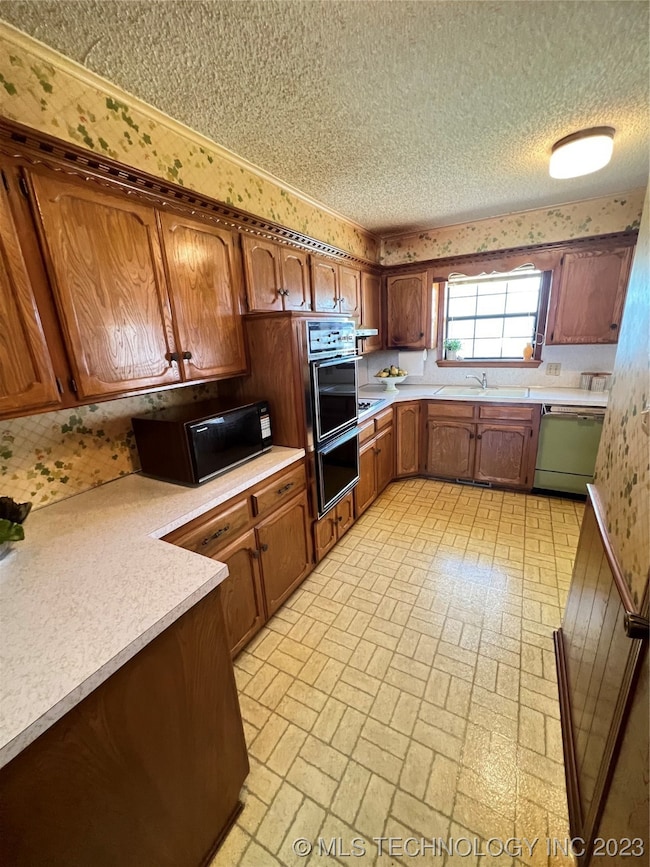 1406 Rosedale St, Ardmore, OK 73401 - photo 3