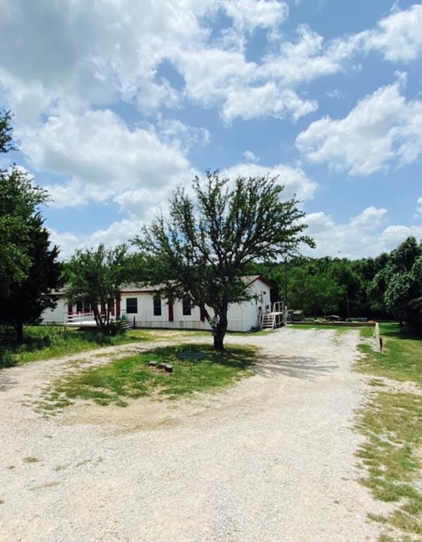 205 Lelon Ln, Springtown, TX 76082 - photo 2