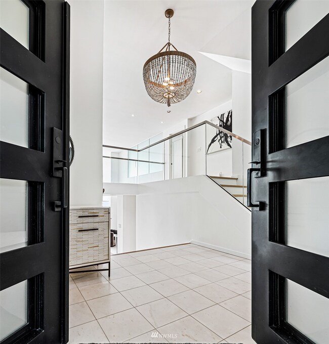 8084 Avalon Dr, Mercer Island, WA 98040 - photo 3