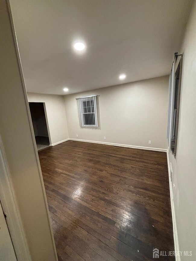 427 Crows Mill Rd, Fords, NJ 08863 - photo 2