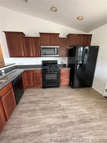 8921 S 261st East Ave, Broken Arrow, OK 74014 - photo 4