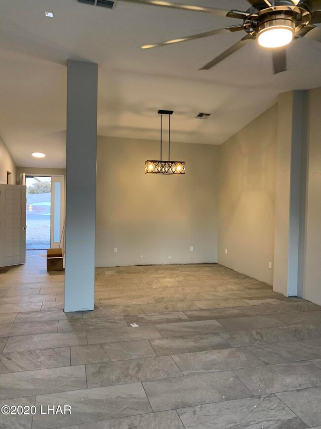 DBE48E46-94B0-4C73-8D48-714855A9900F