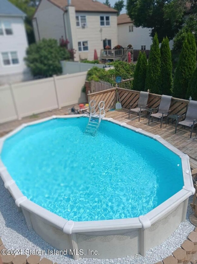 405 Bertram Ave, Staten Island, NY 10312 - photo 2