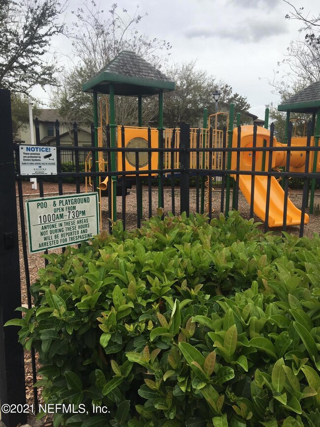 4813 Playschool Dr, Jacksonville, FL 32210 - photo 3