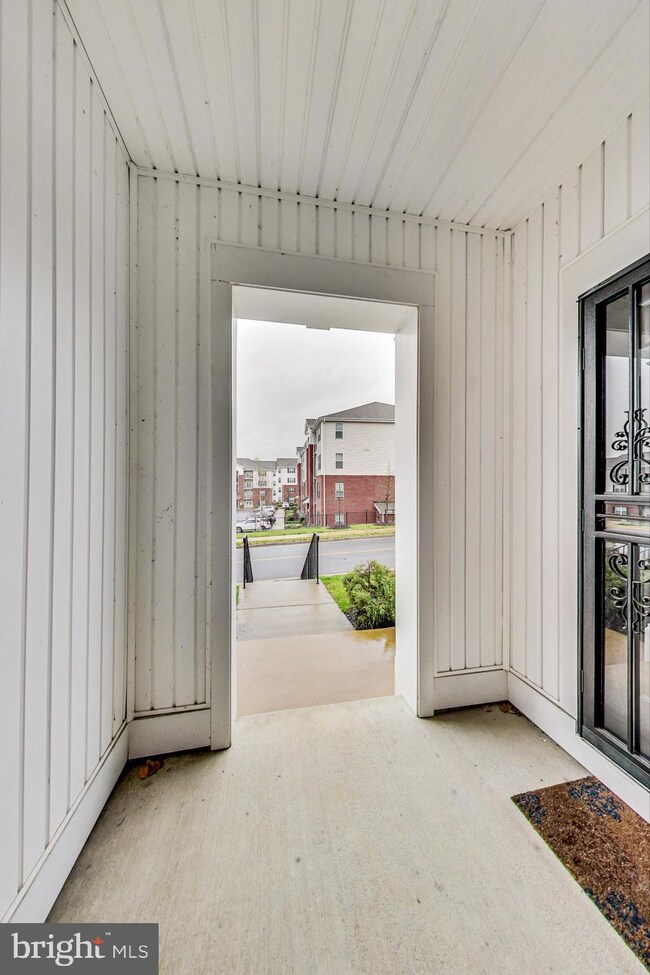 2931 Gilder Way, Dumfries, VA 22026 - photo 4