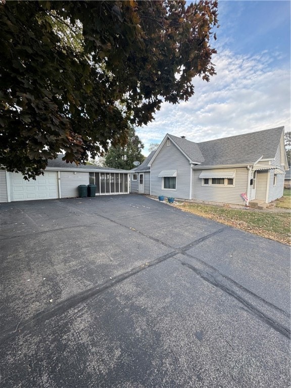 205 E 9th St, Georgetown, IL 61846 - photo 3