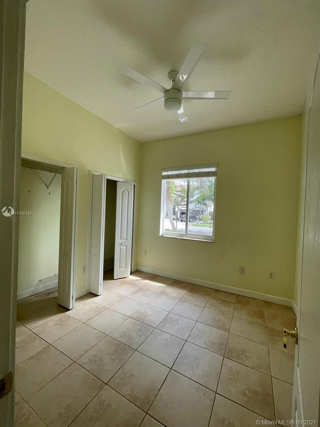 14031 SW 152nd Terrace unit 14031, Miami, FL 33177 - photo 7