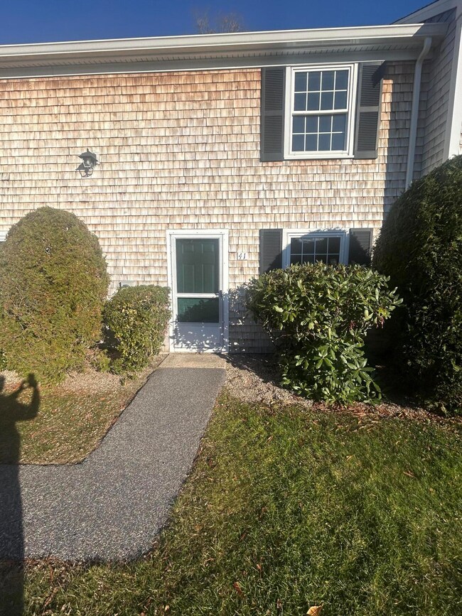 135 W Main St unit 41, Hyannis, MA 02601 - photo 2
