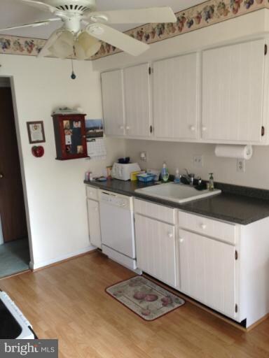 300 Chapel Ct, Walkersville, MD 21793 - photo 3