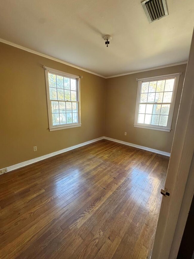 502 Chason St, Bainbridge, MS 38919 - photo 7