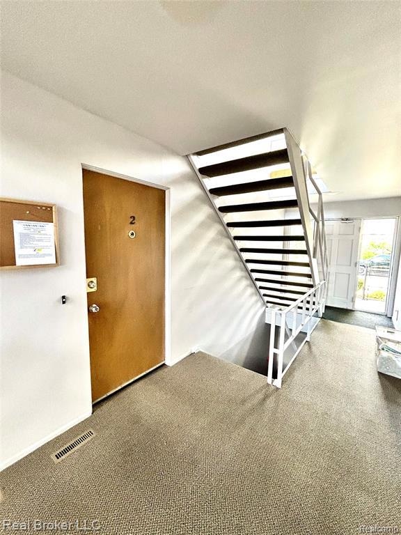 4840 Briarwood Ave unit 2, Royal Oak, MI 48073 - photo 2