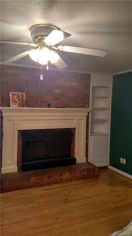 1027 Hunter St, Statesville, NC 28677 - photo 6