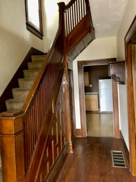 158 Huffman St, Waynesburg, PA 15370 - photo 3