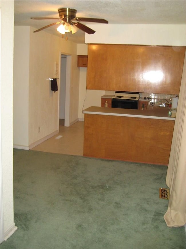 1209 NW 3rd St, Bentonville, AR 72712 - photo 2