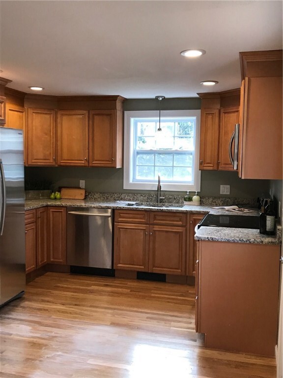 80 Andre Ave, Wakefield, RI 02879 - photo 6