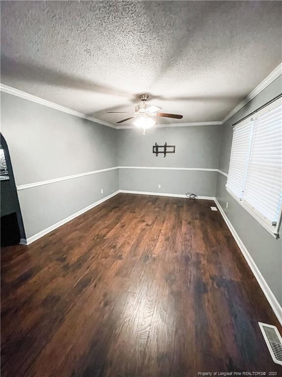 255 Channing Dr, Fayetteville, NC 28303 - photo 4