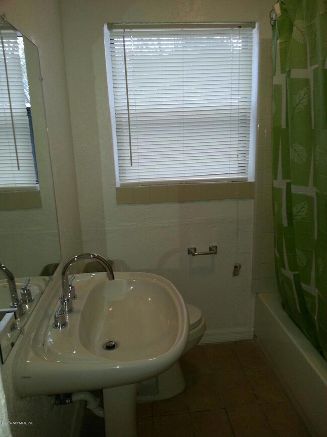 7129 Hallock St, Jacksonville, FL 32211 - photo 7