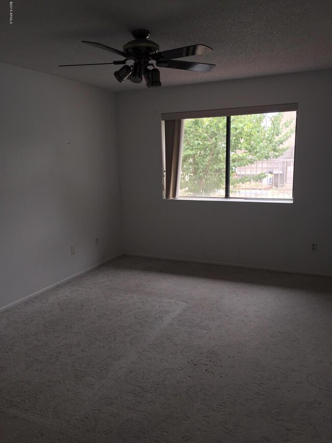 3217 W Angela Dr, Phoenix, AZ 85053 - photo 5