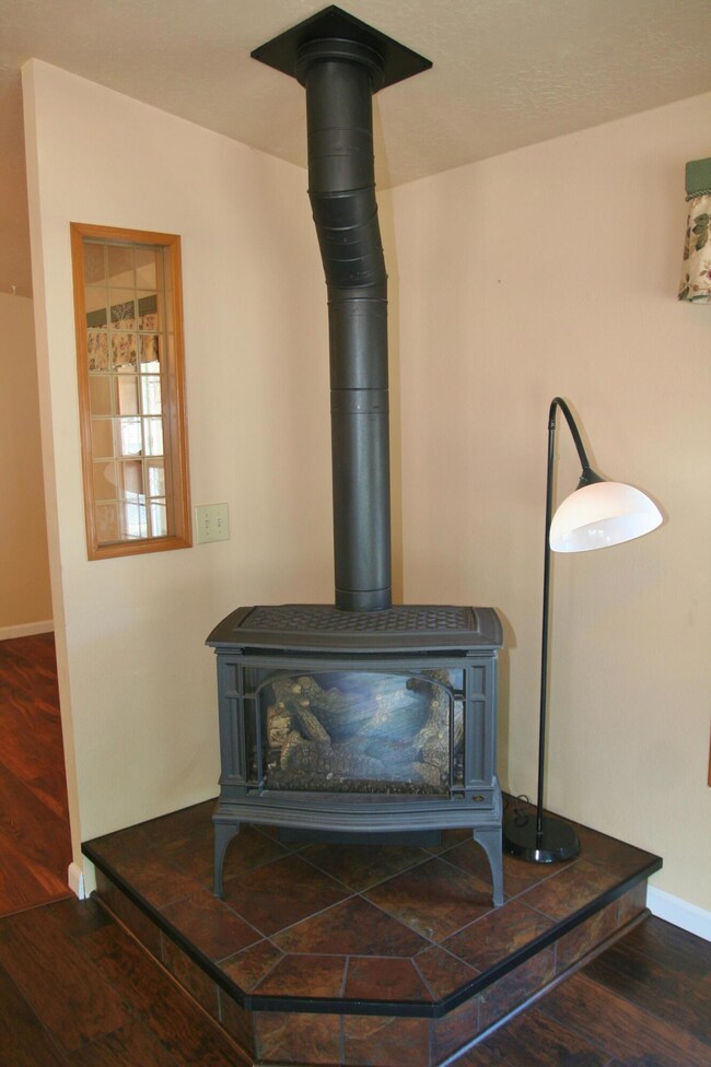 4200 Summers Ln unit 7, Klamath Falls, OR 97603 - photo 6