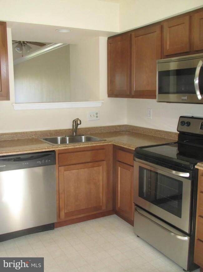 1302 Waterway Ct unit 175, Stoney Beach, MD 21226 - photo 4