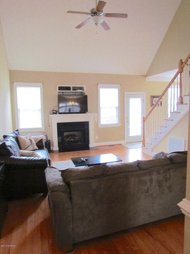 1120 Katie Ln, Greenville, NC 27834 - photo 5