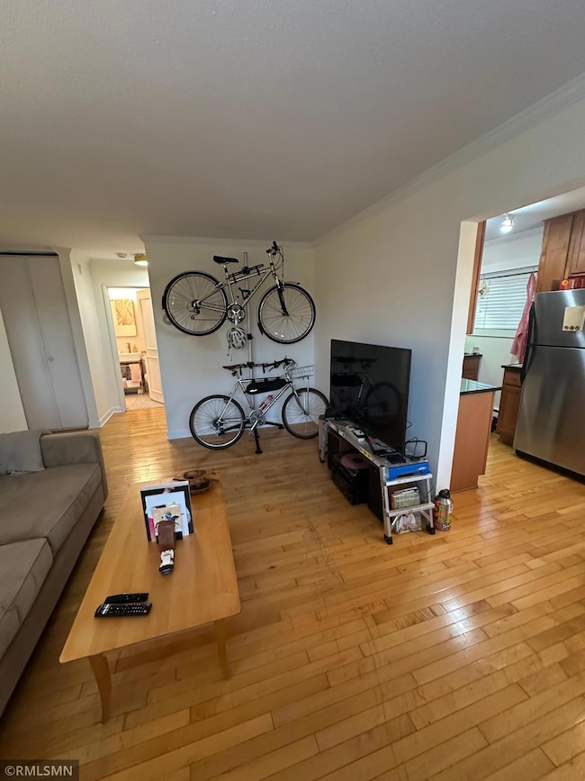 440 Ridgewood Ave unit 203, Minneapolis, MN 55403 - photo 4