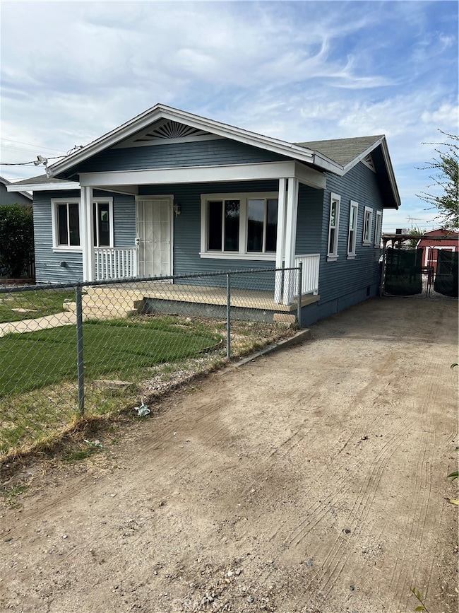 1409 Orange St, Redlands, CA 92374 - photo 3