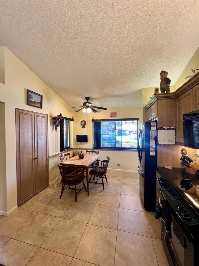 7123 Mimosa Way, Tamarac, FL 33321 - photo 7