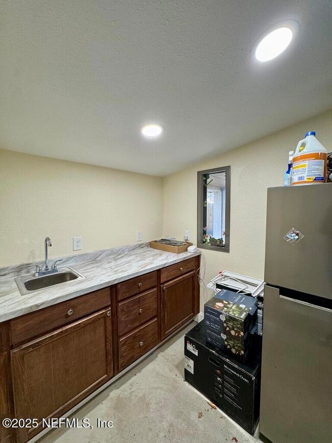 1631 Thacker Ave unit B, Jacksonville, FL 32207 - photo 6