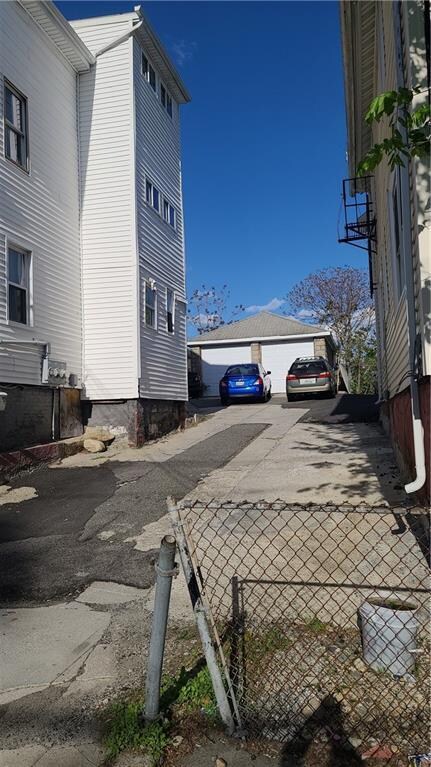 77 Julian St, Providence, RI 02909 - photo 4
