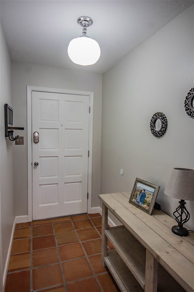 3208 Thunder Rd, Alamogordo, NM 88310 - photo 5