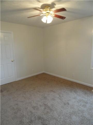 103 Edgeview Dr, Shelbyville, TN 37160 - photo 7