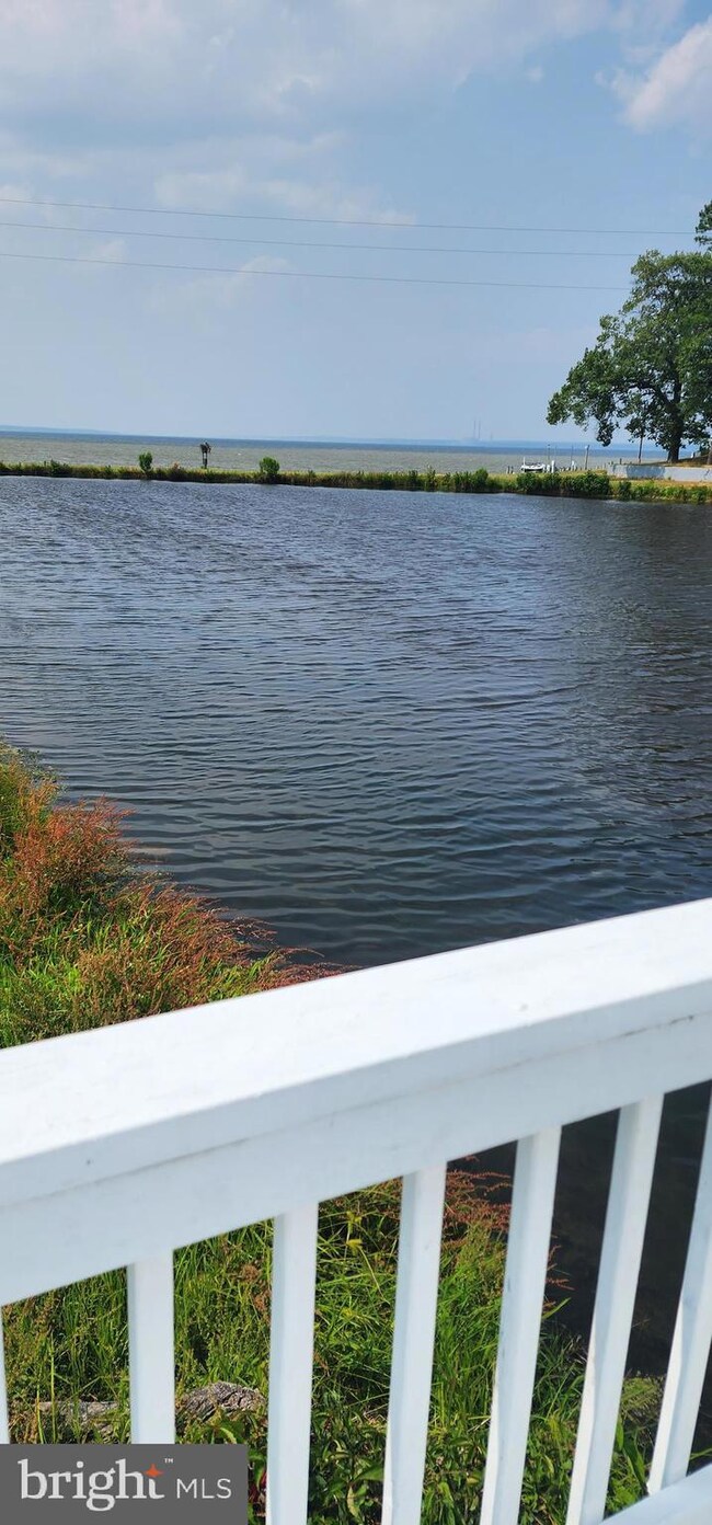 127 Riverview Cir, Colonial Beach, VA 22443 - photo 4